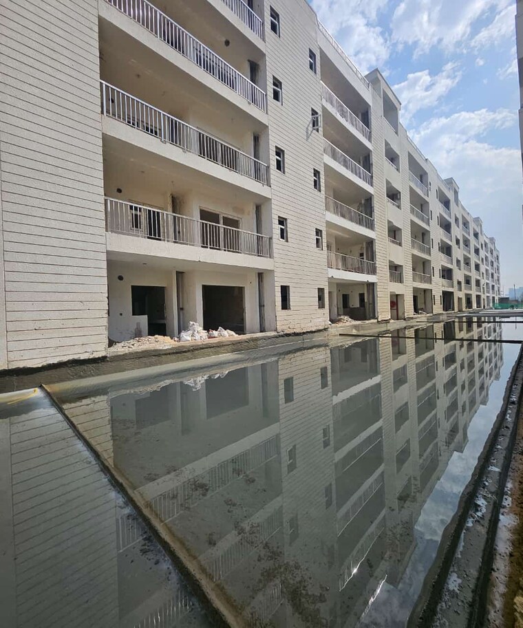 Exterior View, uninav-utopia 4 Bedroom 2650 Sq.Ft. Apartment In Morti Ghaziabad 8535830