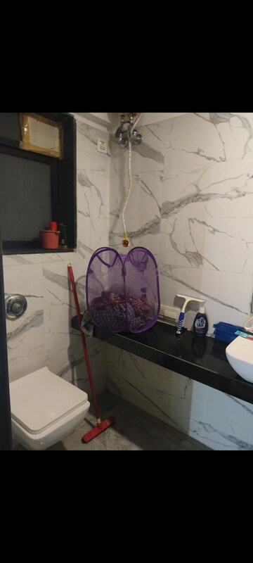 2 BHK Apartment For Rent in Hubtown Hillcrest, Andheri East