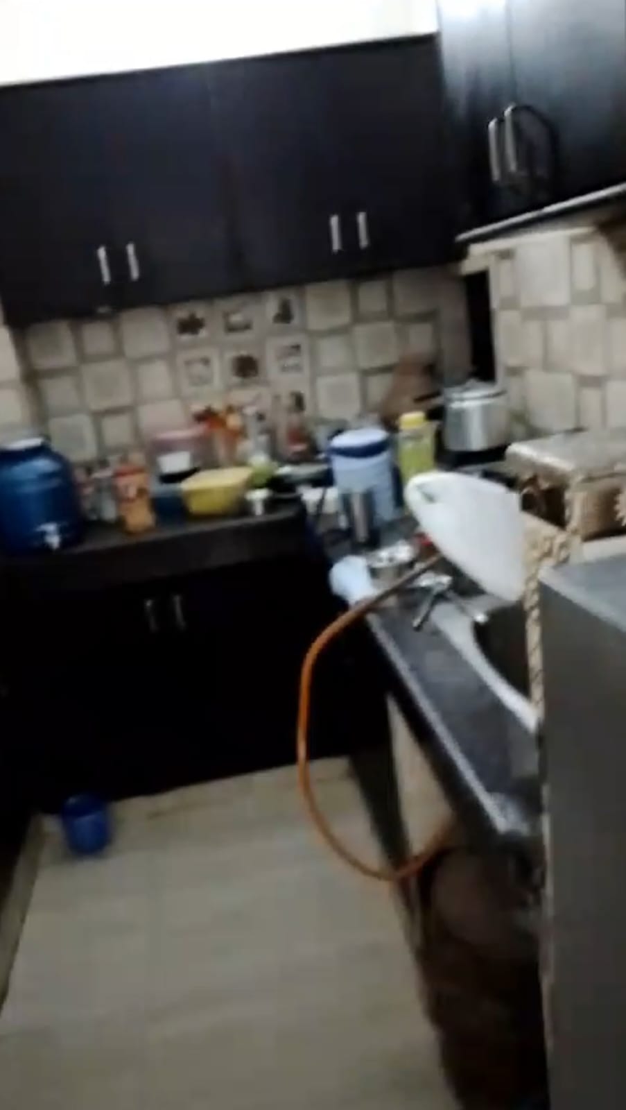 1 BHK 60 Sq.Yd. Builder Floor in Unitech Ivory Towers