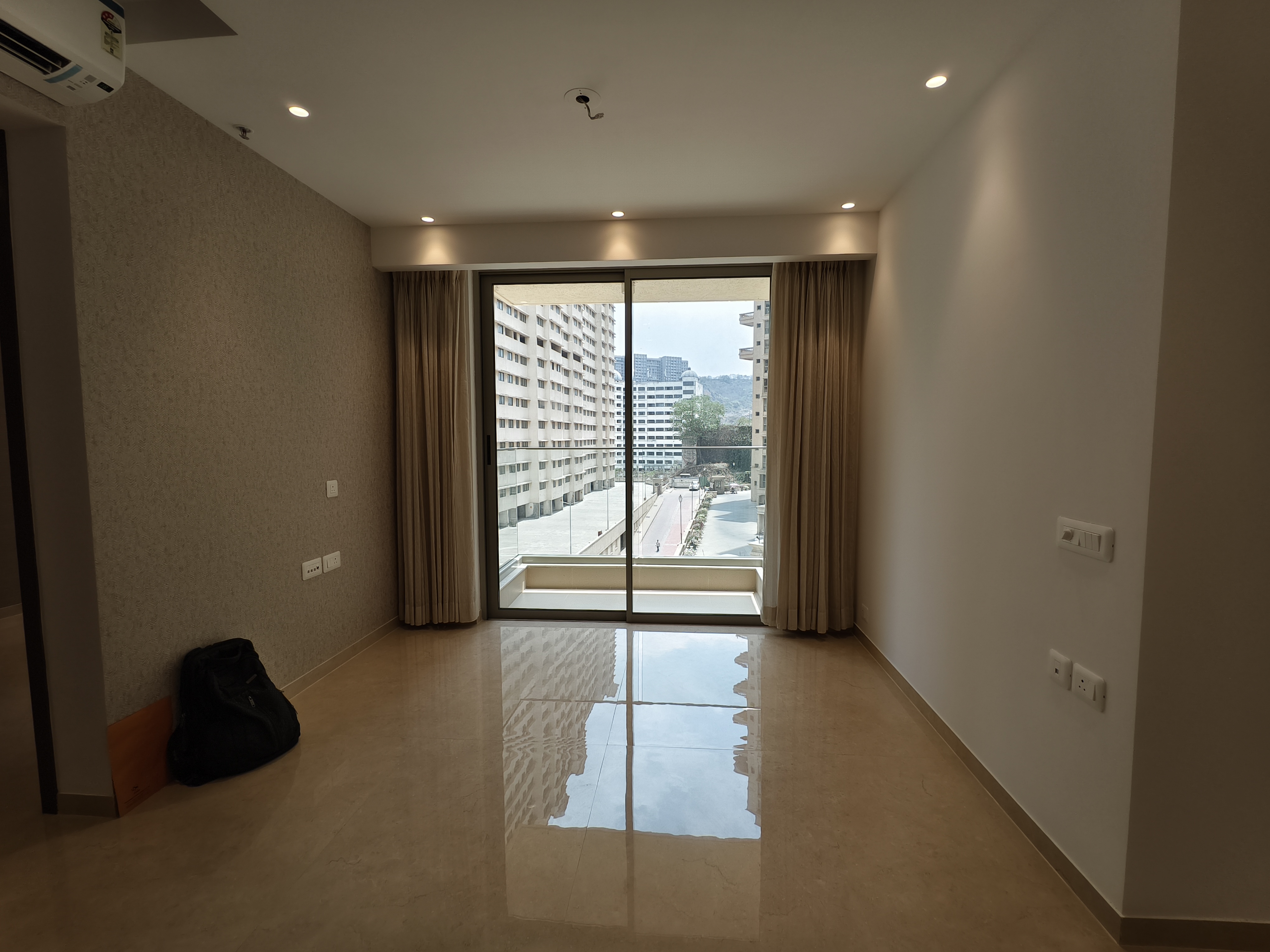 2 BHK 594 Sq.Ft. Apartment in Hiranandani Highland