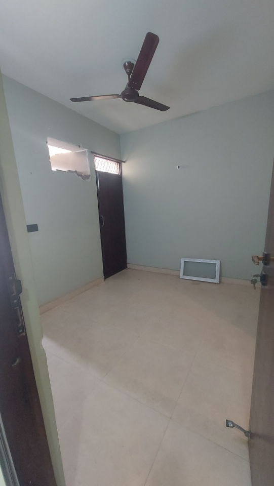 4 BHK + Pooja Room,Extra Room Apartment For Sale in East And Apartment 