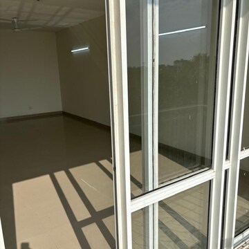 Balcony in 3 BHK Builder Floor at DLF Hyde Park, Mullanpur – for Rent