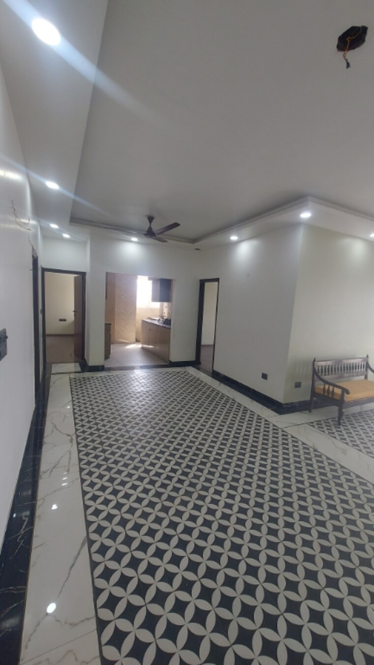 undefined, mayur vihar phase 1 extension 4 Bedroom 1650 Sq.Ft. Apartment In Mayur Vihar Phase 1 Extension Delhi 8536632