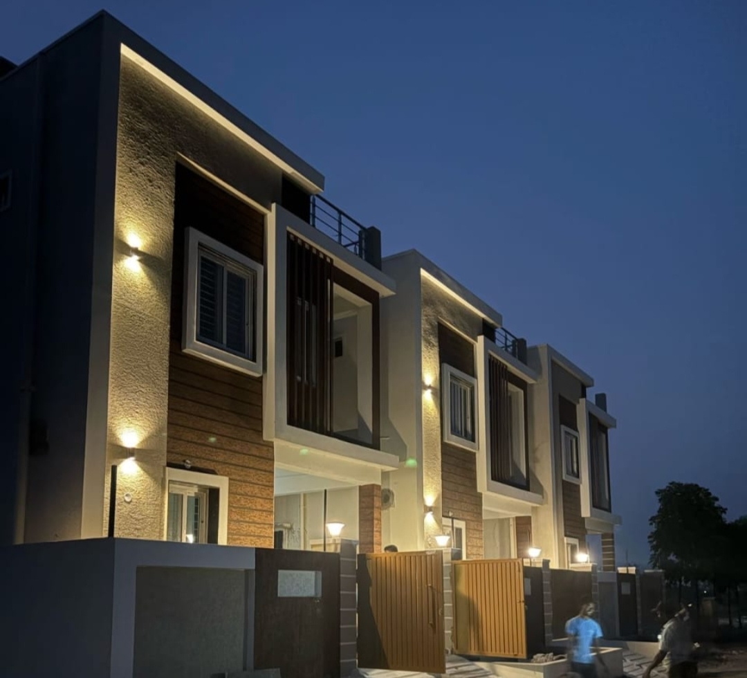 4 BHK + Pooja Room,Servant Room,Study Room,Extra Room Villa For Sale in Fully Gated Community Vil