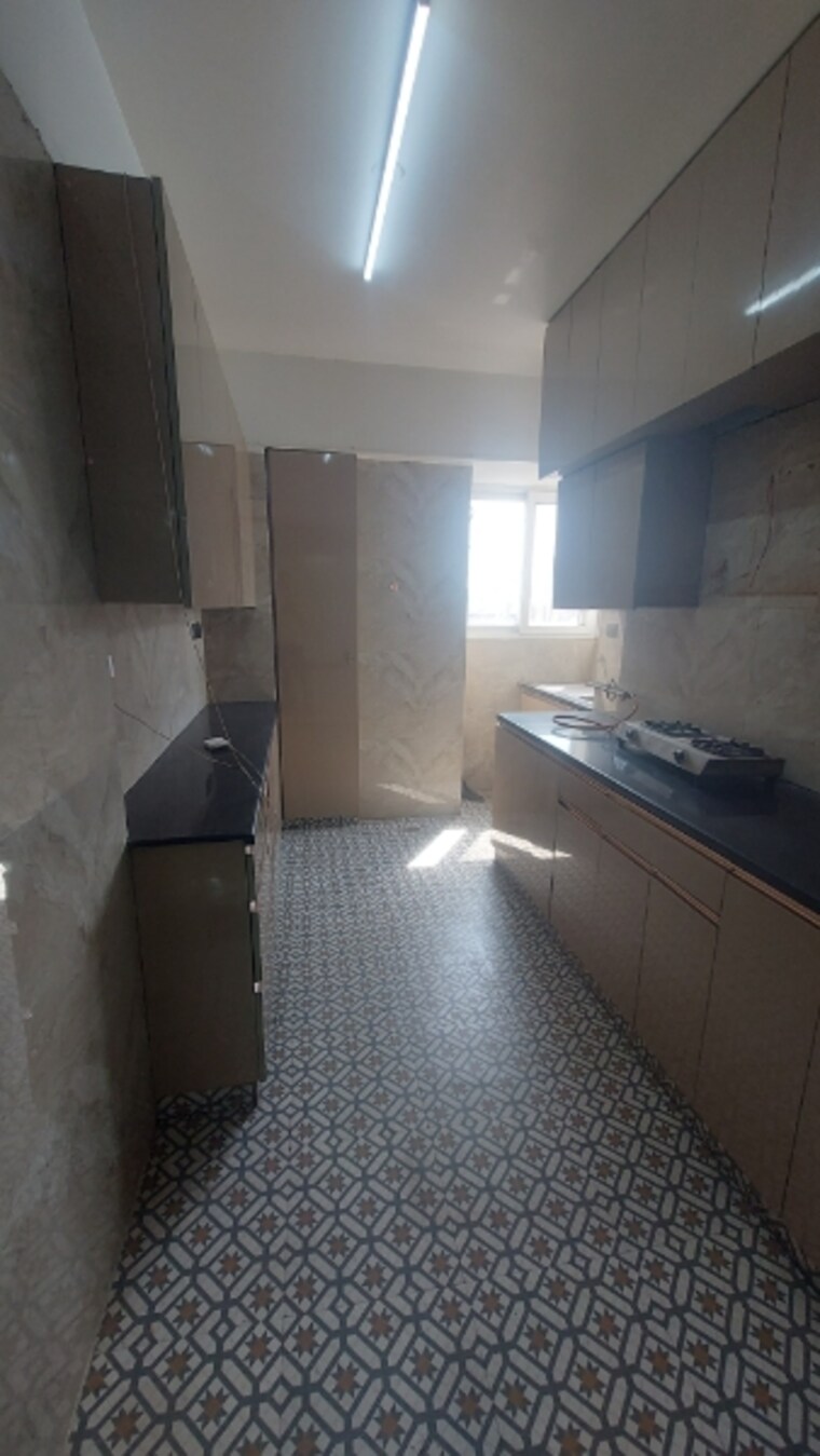 Kitchen, mayur vihar phase 1 extension 4 Bedroom 1650 Sq.Ft. Apartment In Mayur Vihar Phase 1 Extension Delhi 8536632