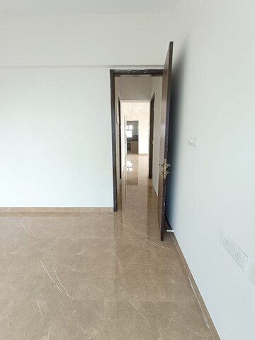 Room in 3 BHK Apartment at Upper East 97, Malad East – for Rent
