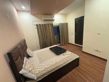 Bedroom in 3 BHK Builder Floor at Sector 26a – for Rent