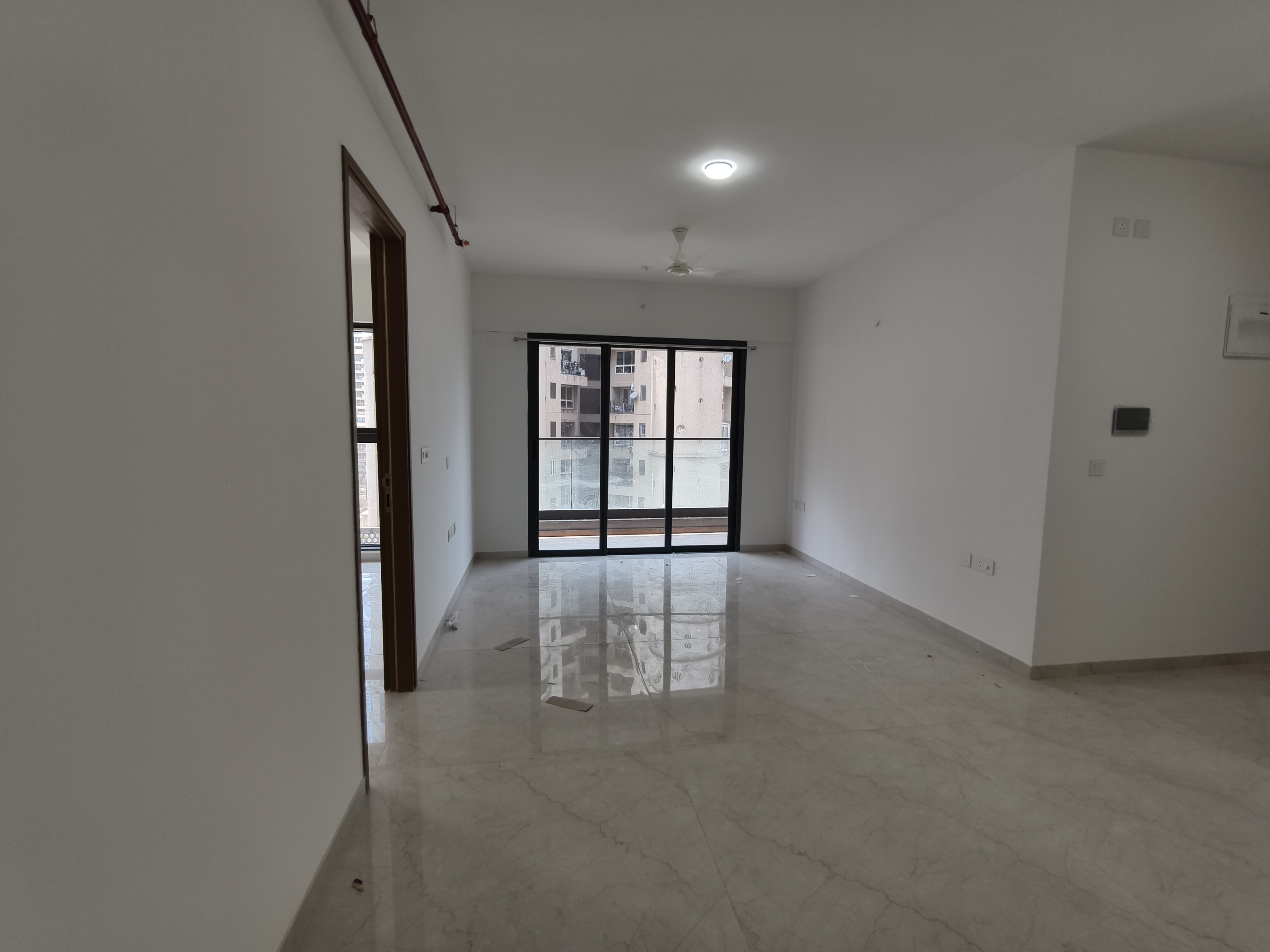 3 BHK + Extra Room 1008 Sq.Ft. Apartment in Godrej Urban Park