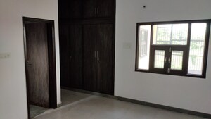 Room in 3 BHK Independent House at Xu 1 Greater Noida – for Sale