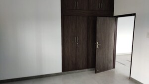 Room in 3 BHK Independent House at Xu 1 Greater Noida – for Sale