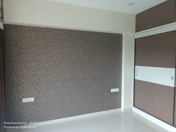 Room in 3 BHK Apartment at Kumar Prospera Hadapsar, Hadapsar – for Sale