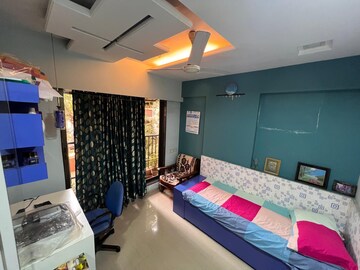 Bedroom in 3 BHK Apartment at Chembur – for Rent
