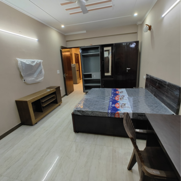 Kitchen in 3 BHK Builder Floor at Sector 43 – for Rent