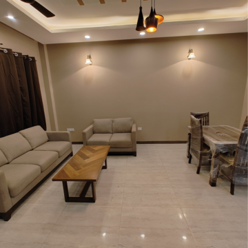Gym in 3 BHK Builder Floor at Sector 43 – for Rent