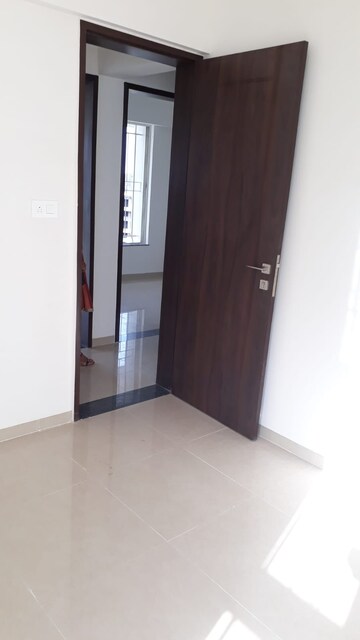 Room in 3 BHK Apartment at Mont Vert Belbrook, Bhugaon – for Rent