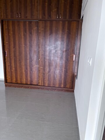 Room in 4 BHK Apartment at Nitesh Caesars Palace, Kanakapura Road – for Rent