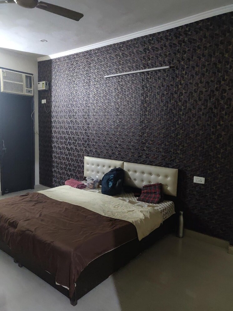 Bedroom, ss-100 1 RK 300 Sq.Ft. Builder Floor In Sector 49 Gurgaon 8536965