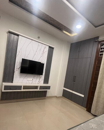 Furnished Amenities in 3 BHK Independent House at Gandhi Path – for Sale