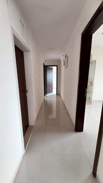 Living Room in 3 BHK Apartment at Chembur Gaothan – for Rent