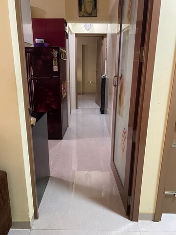 Living Room in 3 BHK Apartment at Sindhi Society, Chembur – for Rent