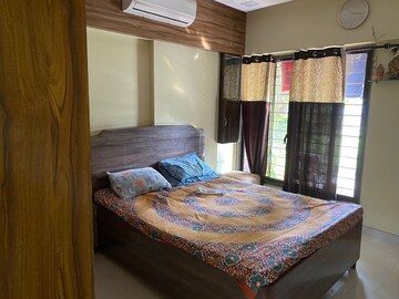Bedroom in 3 BHK Apartment at Sindhi Society, Chembur – for Rent