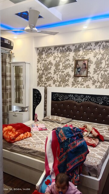 Bedroom in 2 BHK Apartment at Gaur City 2 - 14th Avenue, Sector 16c Greater Noida – for Rent