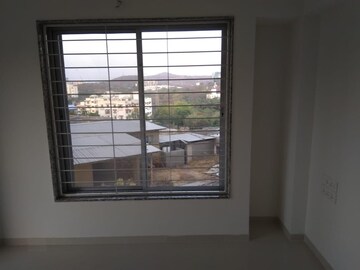 Room in 3 BHK Apartment at Axis Paradigm Whistling Meadows, Paud Road – for Sale