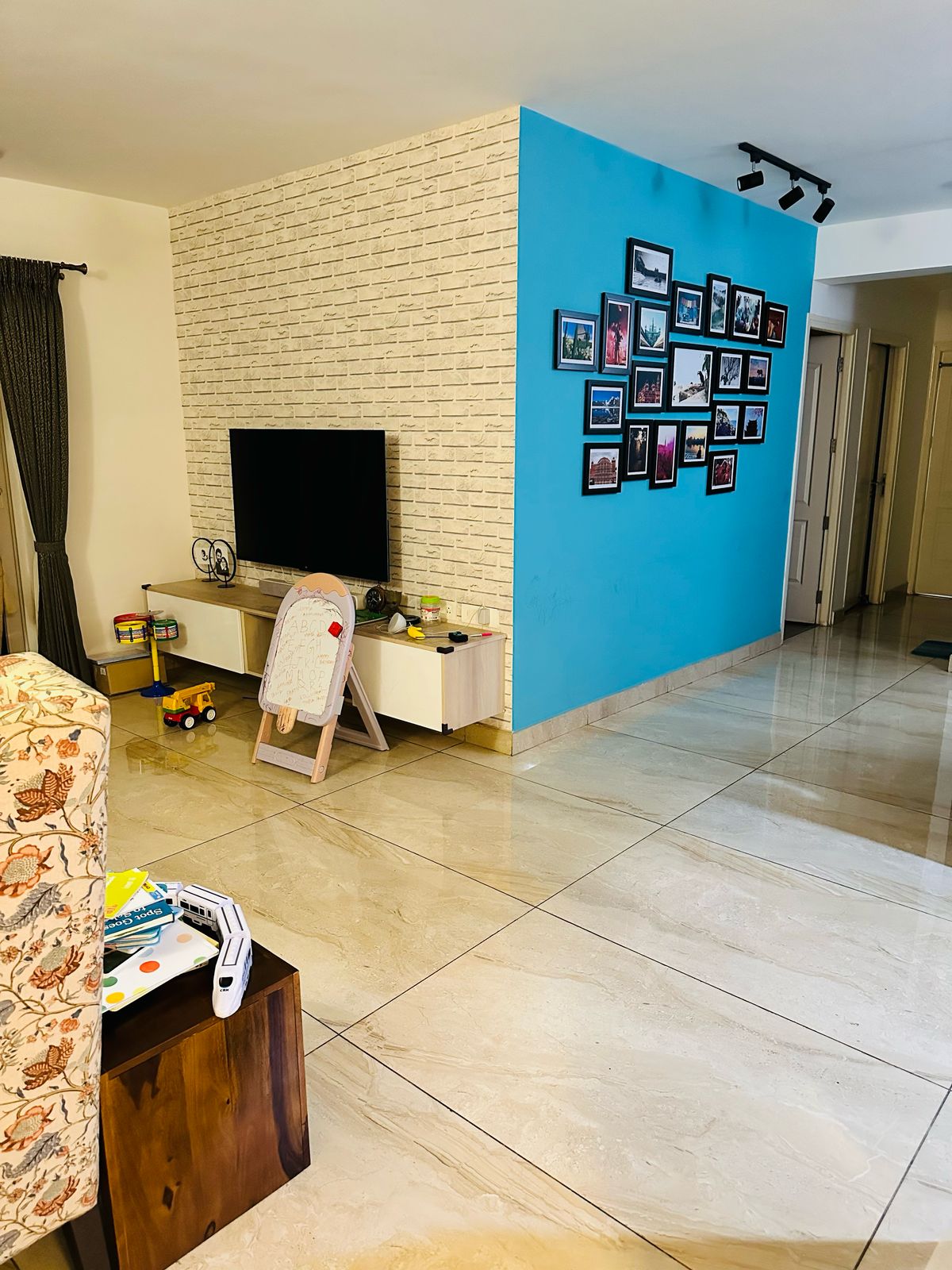 3 BHK 1885 Sq.Ft. Apartment in Sterling Ascentia