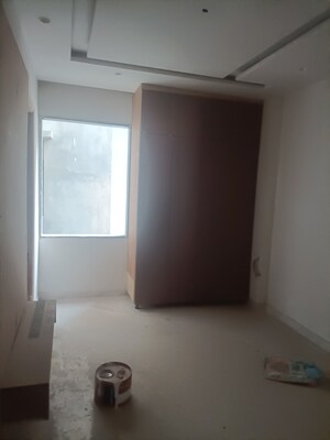 Room in 2.5 BHK Builder Floor at Vikas Puri – for Sale