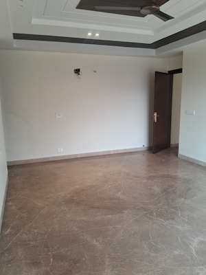 Bedroom in 3 BHK Apartment at Sector 20 – for Sale
