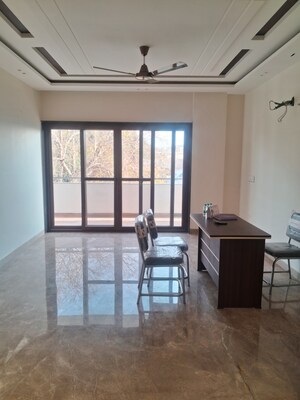 Room in 3 BHK Apartment at Sector 20 – for Sale