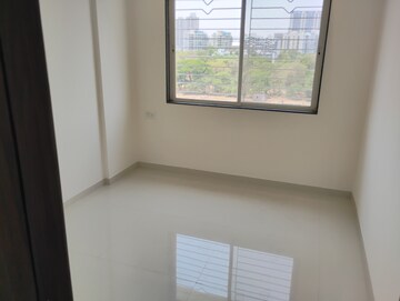 Room in 2 BHK Apartment at Sukhwani Hermosa Casa, Mundhwa – for Rent