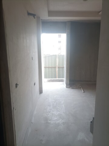 Room in 2.5 BHK Builder Floor at Vikas Puri – for Sale