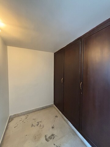 Room in 2 BHK Apartment at Chandivali – for Rent