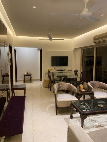 2 BHK Apartment For Rent in Baycity Apartments, Khar West