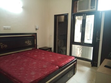 Bedroom in 2 BHK Builder Floor at Malviya Nagar – for Rent