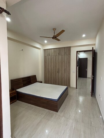 Room in 2.5 BHK Apartment at Chandivali – for Rent