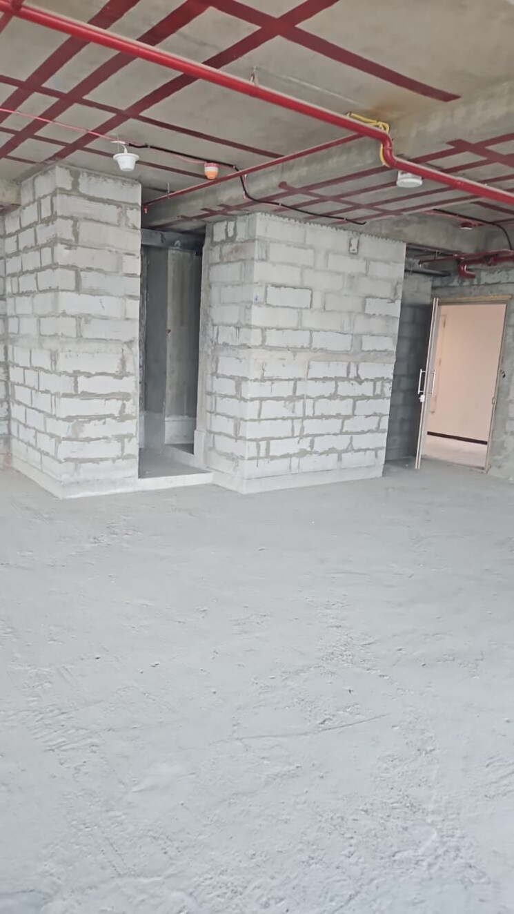  Parking, wadhwa-the-epicentre Commercial Office Space 1852 Sq.Ft. In Chembur Mumbai 8538402