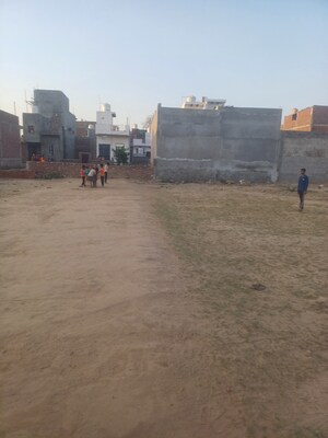  Plot For Sale in Dheeraj Nagar