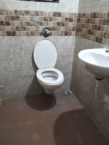 Bathroom in 1 BHK Apartment at Ulwe Sector 17 – for Sale