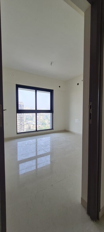Room in 3 BHK Apartment at Mount Casa, Uthalsar – for Rent