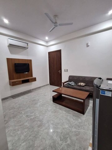 Bedroom in 1 BHK Builder Floor at Super Mart 1, Sector 27 – for Rent