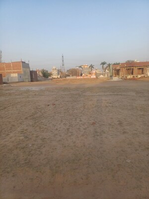  Plot For Sale in Dheeraj Nagar