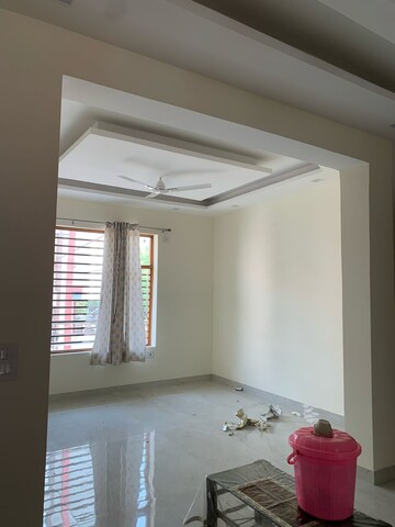 3 BHK Builder Floor For Rent in Sector 10a