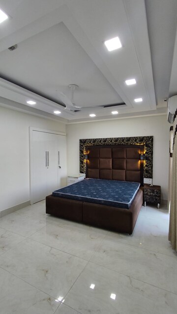 Bedroom in 3 BHK Apartment at Moti Nagar – for Rent