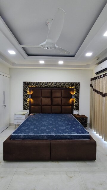 Bedroom in 3 BHK Apartment at Moti Nagar – for Rent