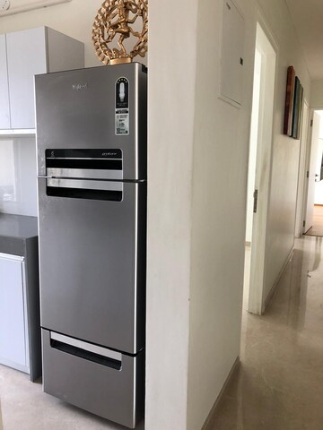 Furnished Amenities in 2.5 BHK Apartment at Godrej The Trees, Vikhroli East – for Rent