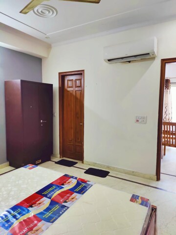 1 RK Builder Floor For Rent in SS 100, Sector 49