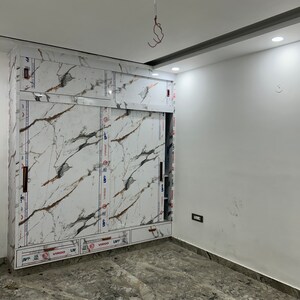 Room in 4 BHK Builder Floor at Ashoka Enclave Faridabad, Ashoka Enclave – for Sale