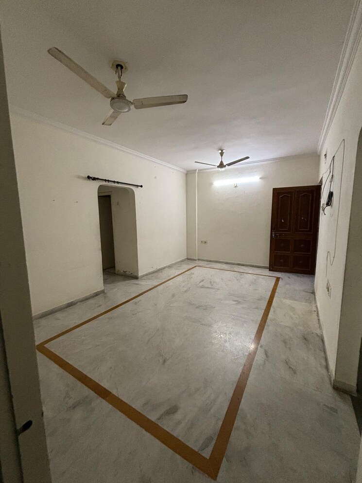 undefined, satellite 2 Bedroom 954 Sq.Ft. Apartment In Satellite Ahmedabad 8539799
